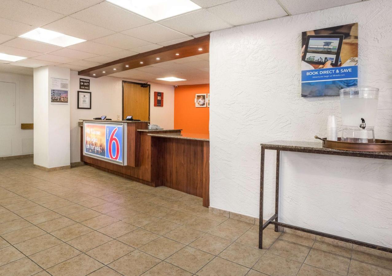 Motel 6-Prospect Heights, IL Buitenkant foto