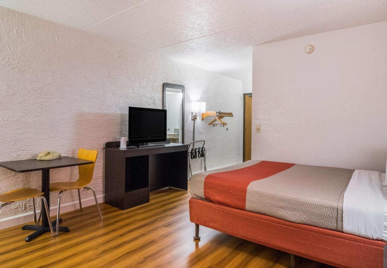 Motel 6-Prospect Heights, IL Buitenkant foto